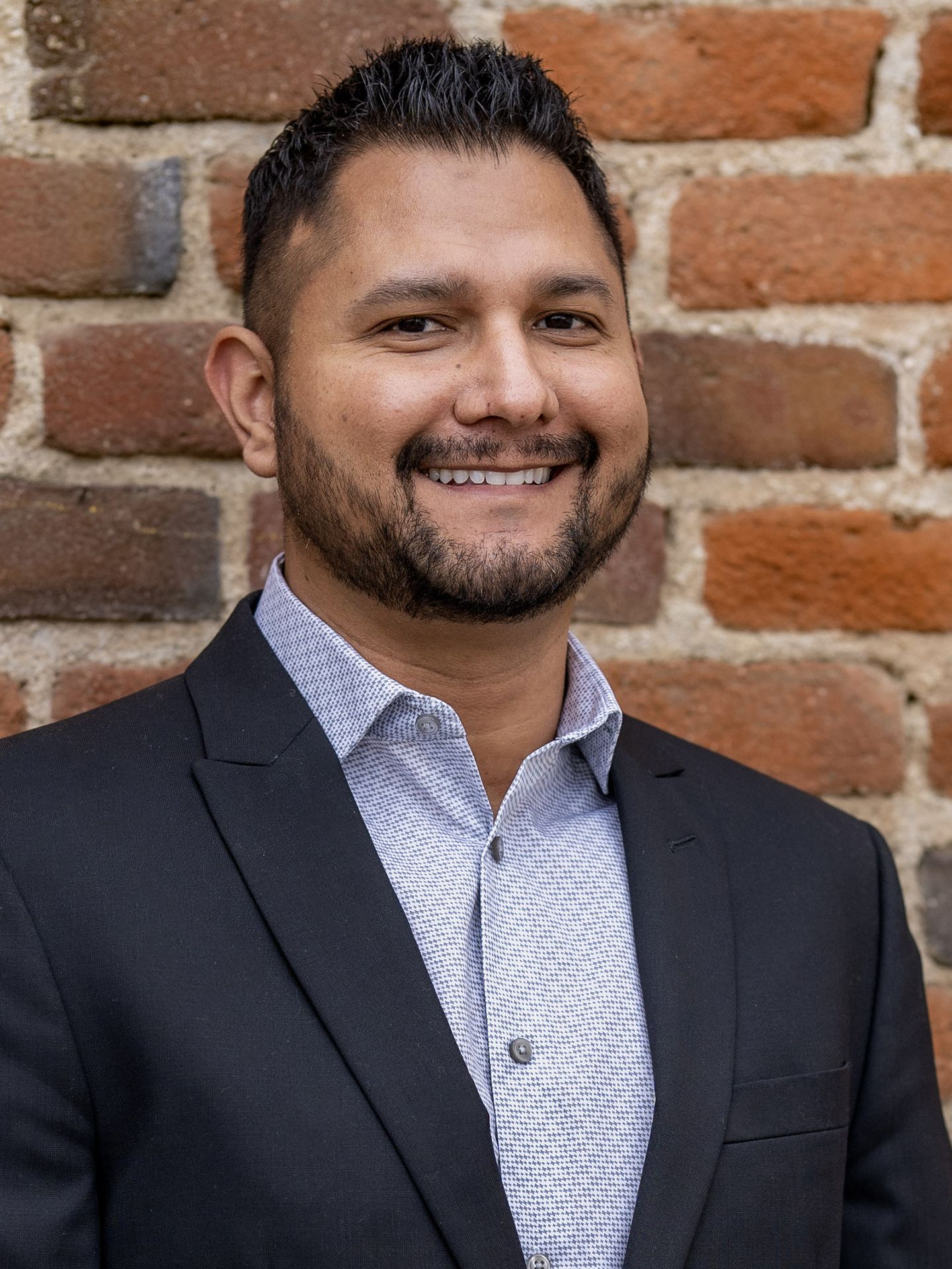 Robert Menchaca web