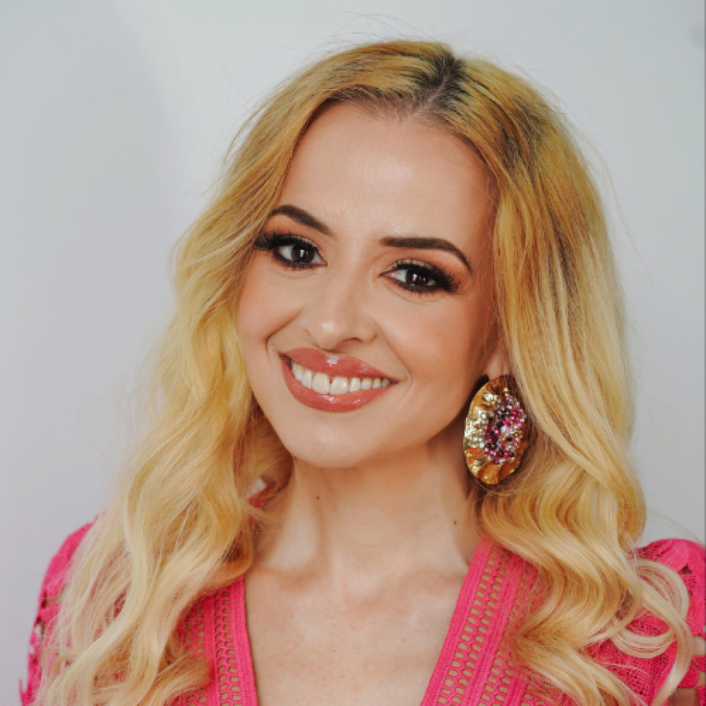 Paula De Santi Headshot Website